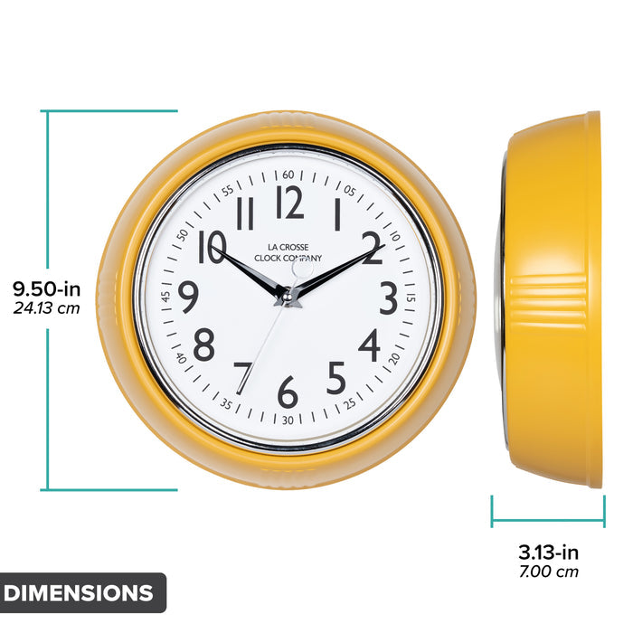 Dimension image in inches and centimeters of the 404-3024MY 9.5-inch Diner Clock – Mustard Yellow featuring the retro-style mustard yellow frame in profile measuring 3.13 inches deep. The 9.50-inch diameter clock has a white dial, chrome bezel, black numerals and minute markings, black metal hands, and a silver second hand.