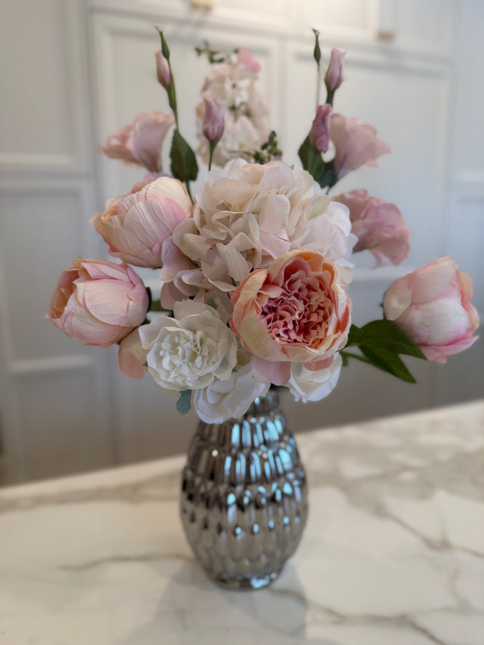 SPRING BLOOMS