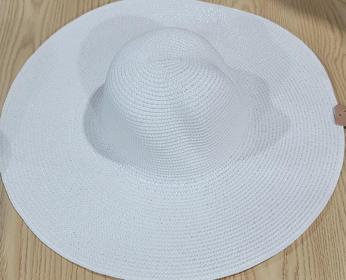 BEACH HAT