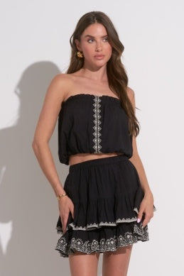 EMBROIDERED RESORT TOP