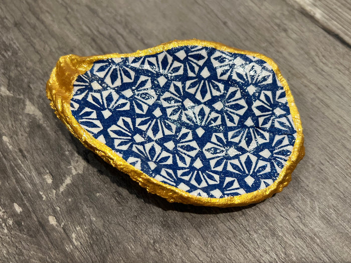 OYSTER & CLAM DECORATIVE SHELLS