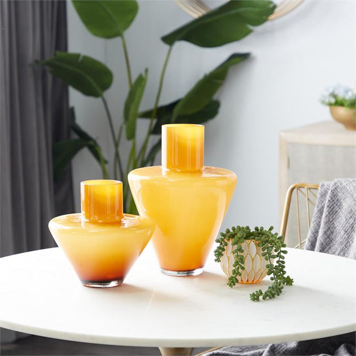 ORANGE GLASS OMBRE VASE