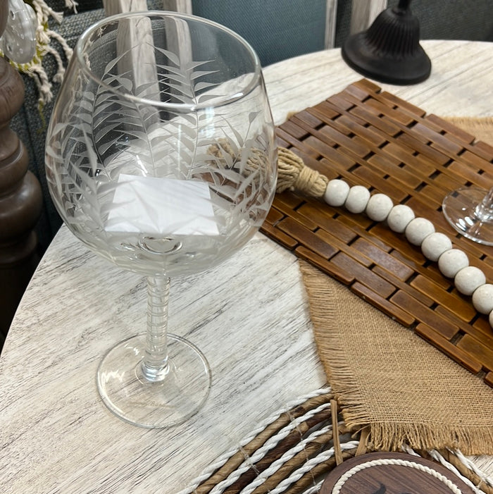 palm tree etched red wine glass