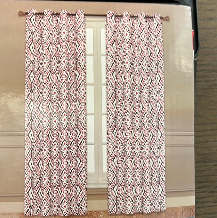 Sultana print energy efficient blackout grommet panel
