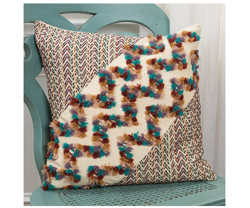 THROW PILLOW